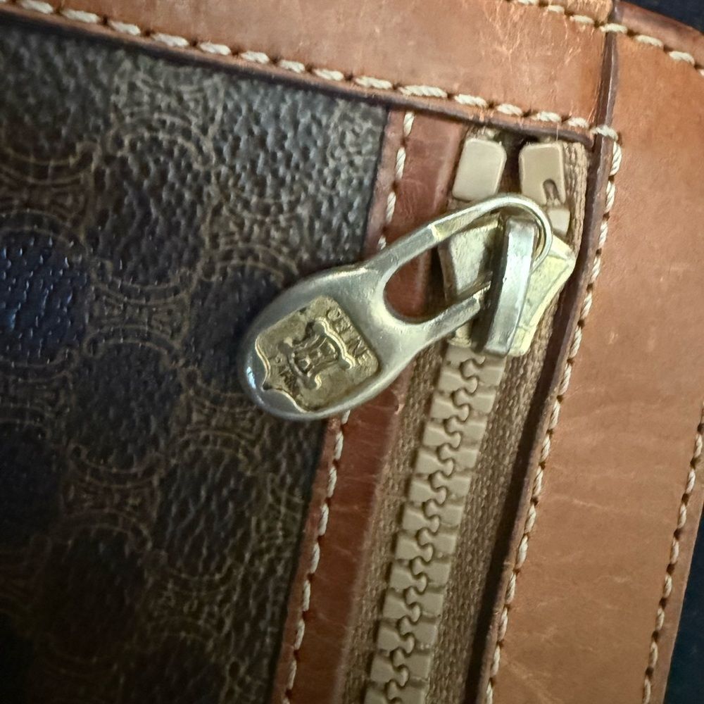 Celine Brown Leather wristlet - Picture 3 of 9